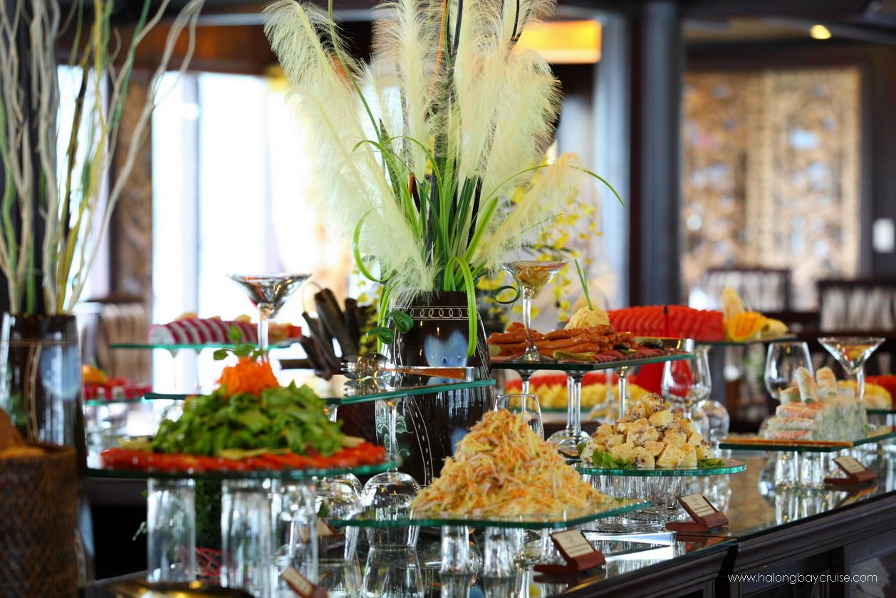 Brunch buffet 15 - Victory Star 32 cabins