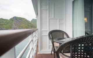 Balcony cabin