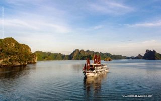 Perla Dawn Sails Cruise