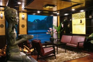 Perla Dawn Sails Cruise