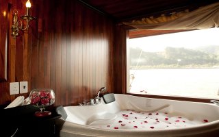 Valentine Premium Bathroom