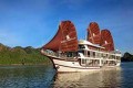 Perla Dawn Sails Cruise