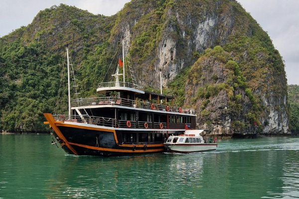 What to pack for Halong Bay