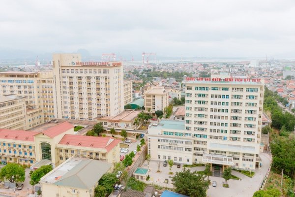 Health & Safety Tips for Travellers Visiting Halong Bay (Food, Water, Mosquitos)