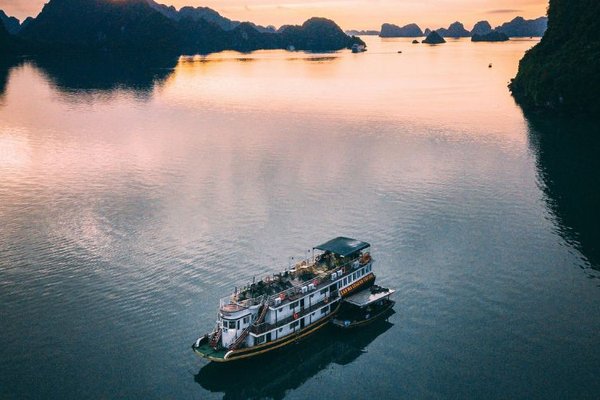 The Definitive Halong Bay Handbook: Your Complete Essential Guide